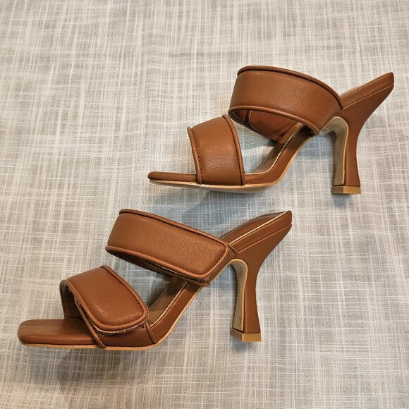 NWOT PUBLIC DESIRE Tan Velcro Double Strap Square Toe Heeled Kora Mules size 4 - Picture 3 of 10